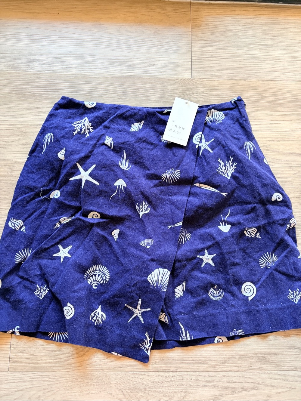 A New Day Navy Seashell Print Skort Size 4 NWT